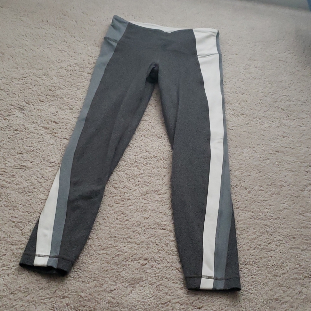 Athleta Powervita Color block ankle legging